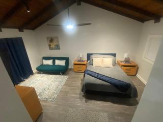 BonVoyage-Sleep&Sail Overnight Stays-Sleeps 6-8 - Long Beach - 7