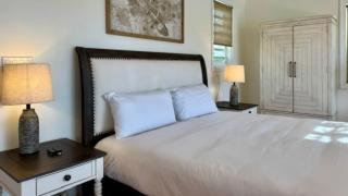 Cottage at Oceanfront Villa with Pool - - 1