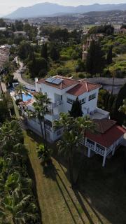 Stunning and luxury Villa in Marbella-Atalaya - 250m to GC Atalaya, 2x 18 holes and very close to the beach of San Pedro de Alcántara and Puerto Banus or Puente Romano - Estepona - 4