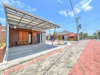 Banguntapan Permai B7 Homestay Jogja - Gondowulung - 7