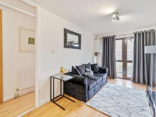 Cosy 1Bed Weybridge Ideal for 2 Pass the Keys - 4