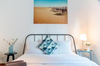 Cozy Chic Studio l Next to Marina Mall - 5