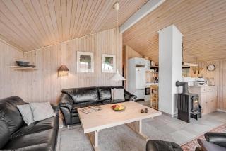 Cozy Holiday Home With A Large Enclosed Terrace, - Hvide Sande - 5