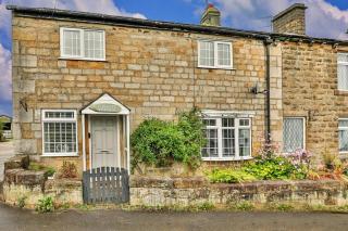 Three Bedroom Countryside Holiday Home - Darley - 0