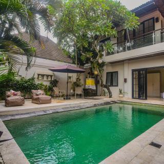 Villa EL Noya Umallas - Badung - 9