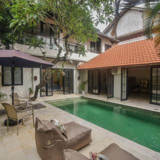 Villa EL Noya Umallas - Badung - 8