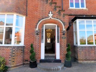 Little Manor House - 9