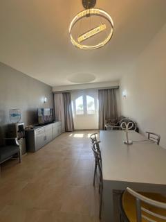 Remodeled classy 2 bedrooms 2 bathrooms apartment at Domina coral bay sea view with everything you need - Sharm el Sheikh - 9