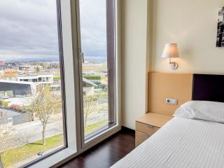 Hotel Jardines de Uleta Suites - Vitoria-Gasteiz - 8