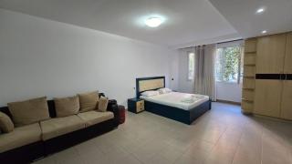 Tirent Apartment-Cozy 2-Bedroom Stay in Don Bosko - Tirana - 0