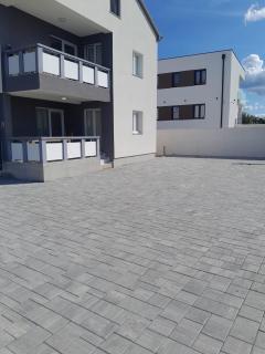 Family friendly apartments with a swimming pool Vrsi - Mulo, Zadar - 24110 - Vrsi - 1