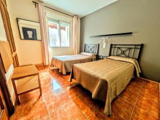 Hostal Jentoft - Sevilha - 4