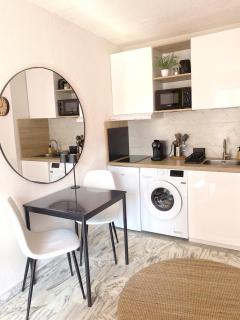 A deux pas des plages et au coeur du vieil Antibes , beau studio rénové - Antibes - 9