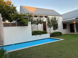 Contemporary Stellenbosch Villa - Stellenbosch - 6