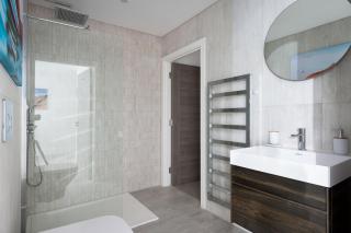 1 Cliff Edge in Newquay - 1