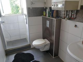 Charming Gelsenkirchen Apartment with Central Heating - Gelsenkirchen - 4