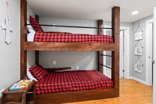3BR Cozy Cabin Perfect for Family Getaway - Lake Junaluska - 6