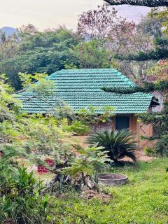 Cure Monastery Family Resort - Maraiyūr - 8