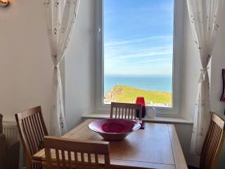 Combe Hill Flat - Parking & Seaview - Ilfracombe - 8