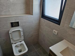 Amazing Seaview 4 BR Apartment - 3