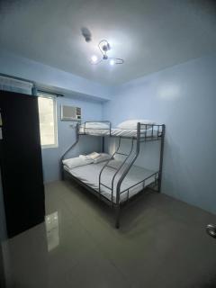 2Br Suite Shore Residences by JMS - Manila - 9