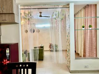 Arshiya Stays - Noida - 3