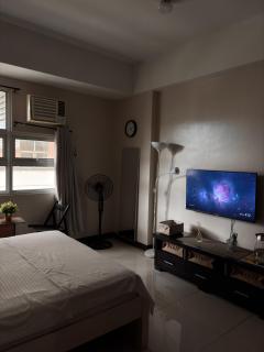 101 Newport West wing condominium - Manila - 7