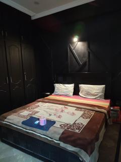 Private 2-BR Apartment - Self Check in - Near F-11 Markaz Islamabad - Islamabad - 3