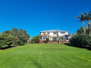 Chievney - English Country Charm - Kerikeri - 0