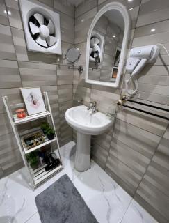 Studio with patio In King Fahad District - 1