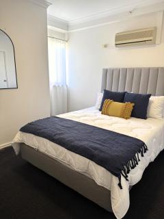 64 Sweeping Views Eastperth 2br Poolpkg - Perth - 4