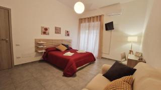 Rooms Hub Zottoli Centro - Salerno - 0