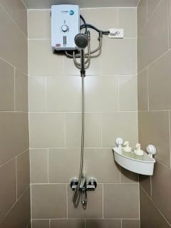 Getaway Haven at Southwoods, Biñan with Fast Internet - Biñan - 4