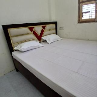 Awadh Biharee Inn - Ayodhya - 5