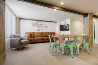 Buhaira suites, free parking and subway - Sevilla - 0