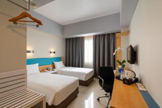 BATIQA Hotel & Apartments Karawang - 6