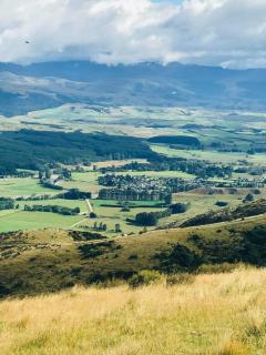 Bacardi Heights Waikaia by Tiny Away - - 8