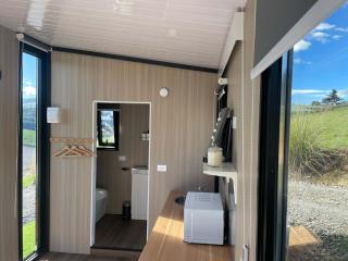 Bacardi Heights Waikaia by Tiny Away - - 4
