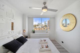 Exclusive 2BR Living with Pool, Sauna & Spa Access - 3