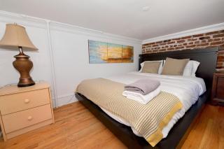 Charming 3-Bedroom Apartment in Midtown West - New York - 6