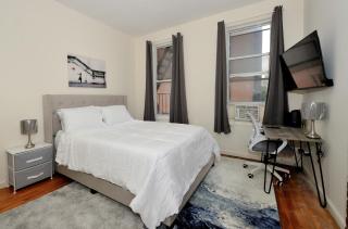 Cozy Studio Steps to Central Park Upper E Side - 6