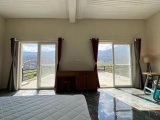 Hiteshi Homestay - 2
