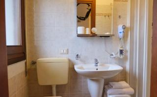 Room in BB - Single room for bike lovers in a BB in Porto Viro - Porto Viro - 3