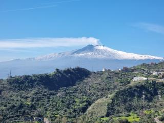 Borgo Di Taormina Apartments by Holiday World - Gaggi - 1
