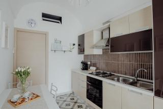 Palazzo Pezzolla by MONHOLIDAY - 1