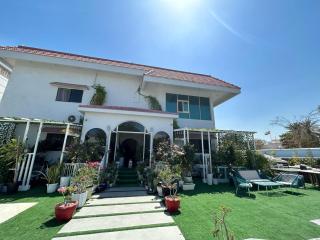 Cozy and Vibrant Room in villa Al Wasl #5 - 1