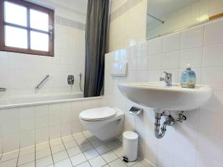 STA1079 Moderne Monteurwohnung mit Balkon - Stamsried - 1