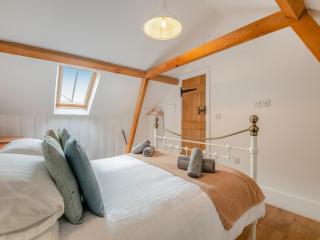 The Hay Barn - Ukc4135 - Arlingham - 2