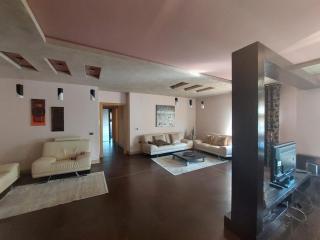 Bajron Apartment - Tirana - 9