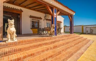 Gorgeous Home In Puente Genil With Wifi - Puente Genil - 3